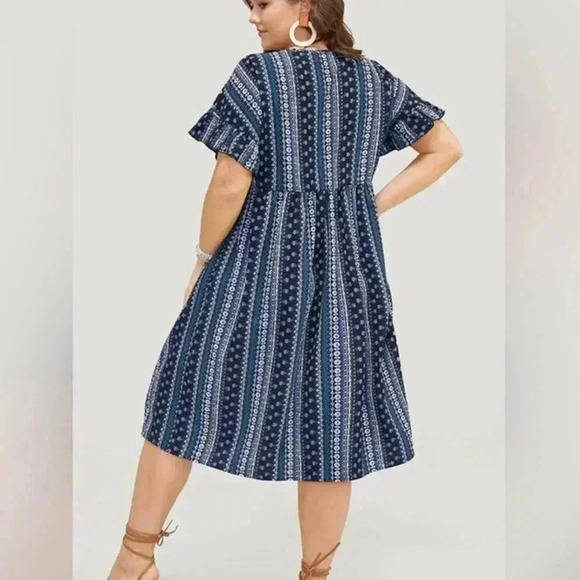 NWT!bohemian floral print knee dress size 10 or Medium - Picture 2 of 4